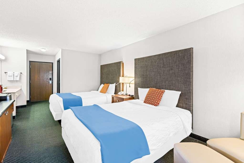 Americas Best Value Inn & Suites - Tahquamenon Country Newberry Δωμάτιο φωτογραφία